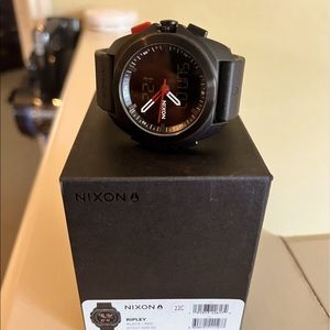 Nixon Ridley Black / Red Watch